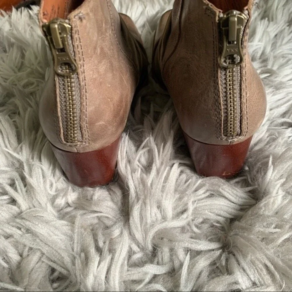 Kork Ease Kissel leather block heel ankle booties women's shoe size 6